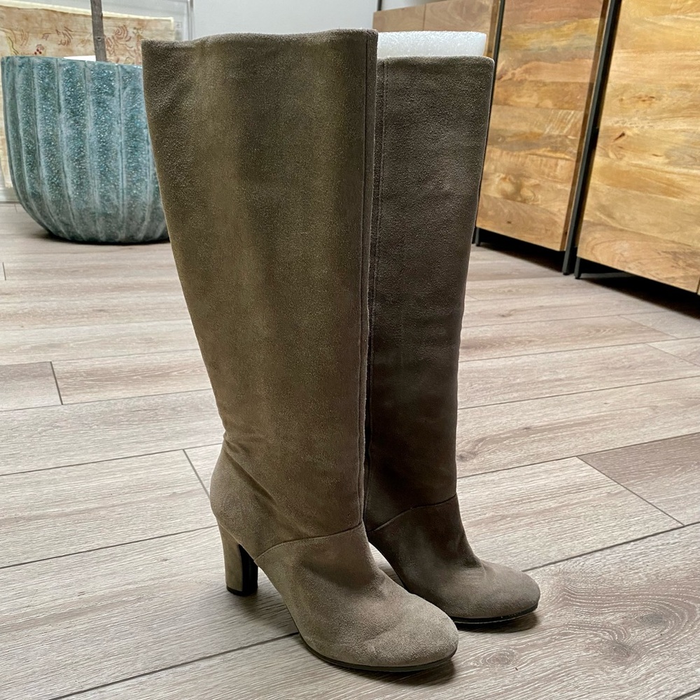 TAUPE SUEDE KNEE HIGH BOOTS